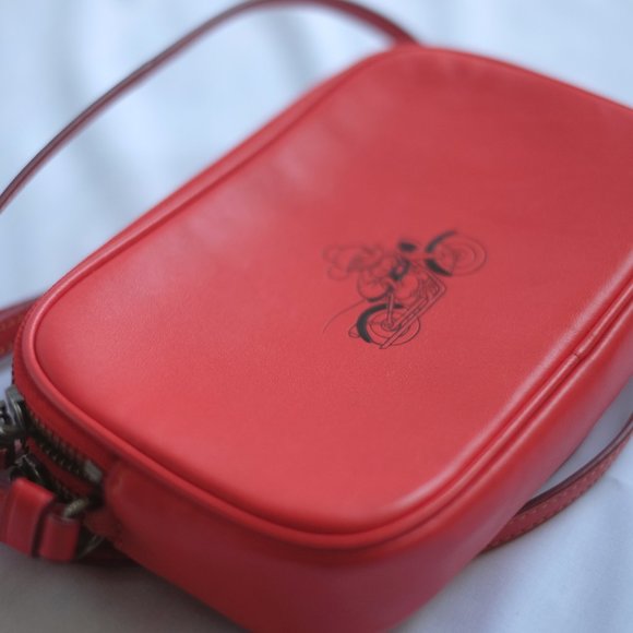 Coach Red Disney Limited Edition crossbody bag - Picture 2 of 10